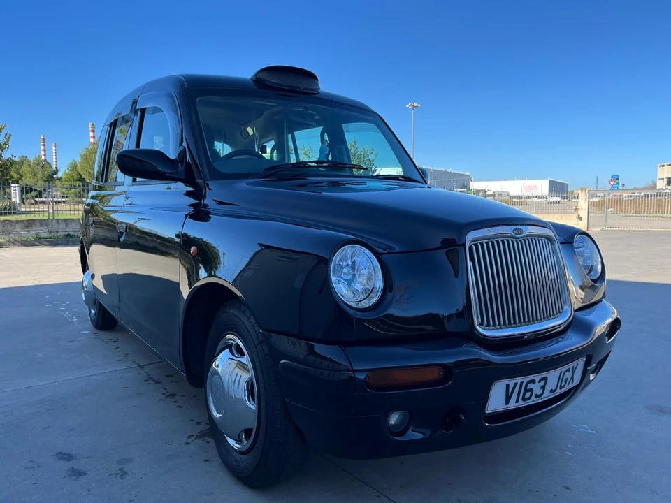 2000 LTI - Image 2 of 30