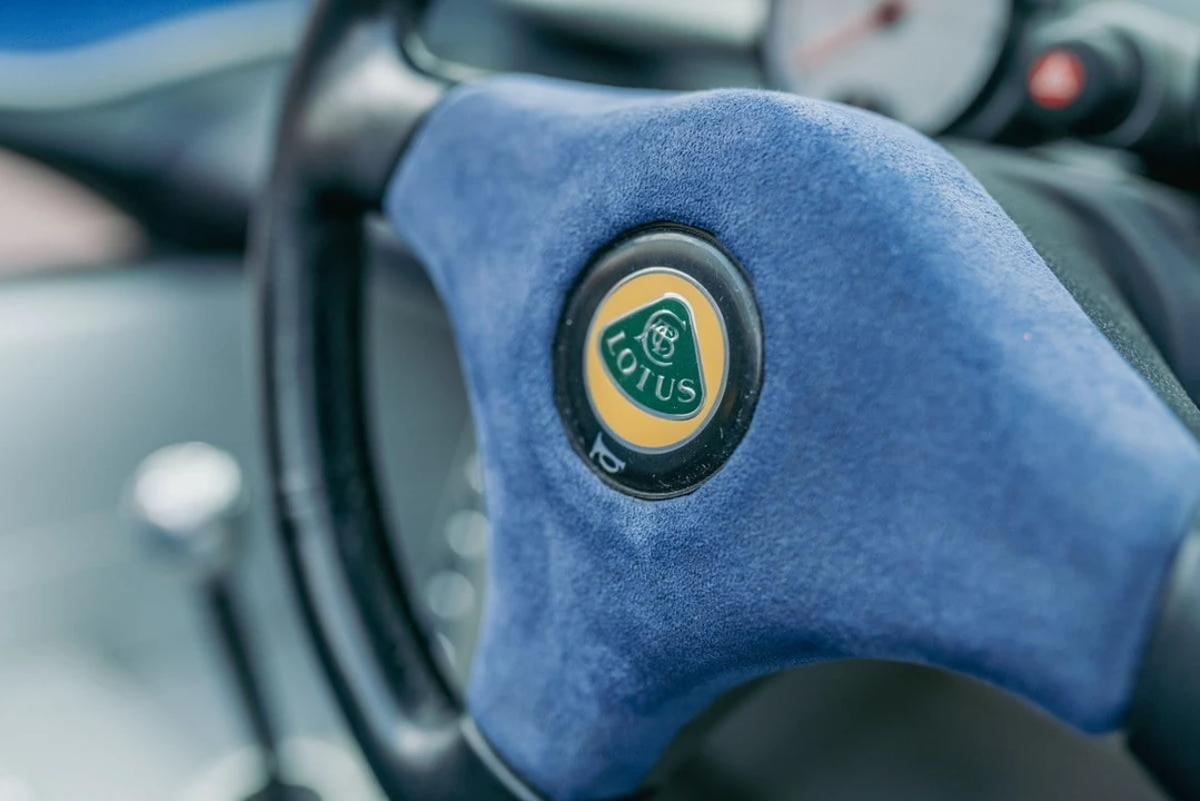 2000 Lotus Elise Series 1 - Image 25 of 30
