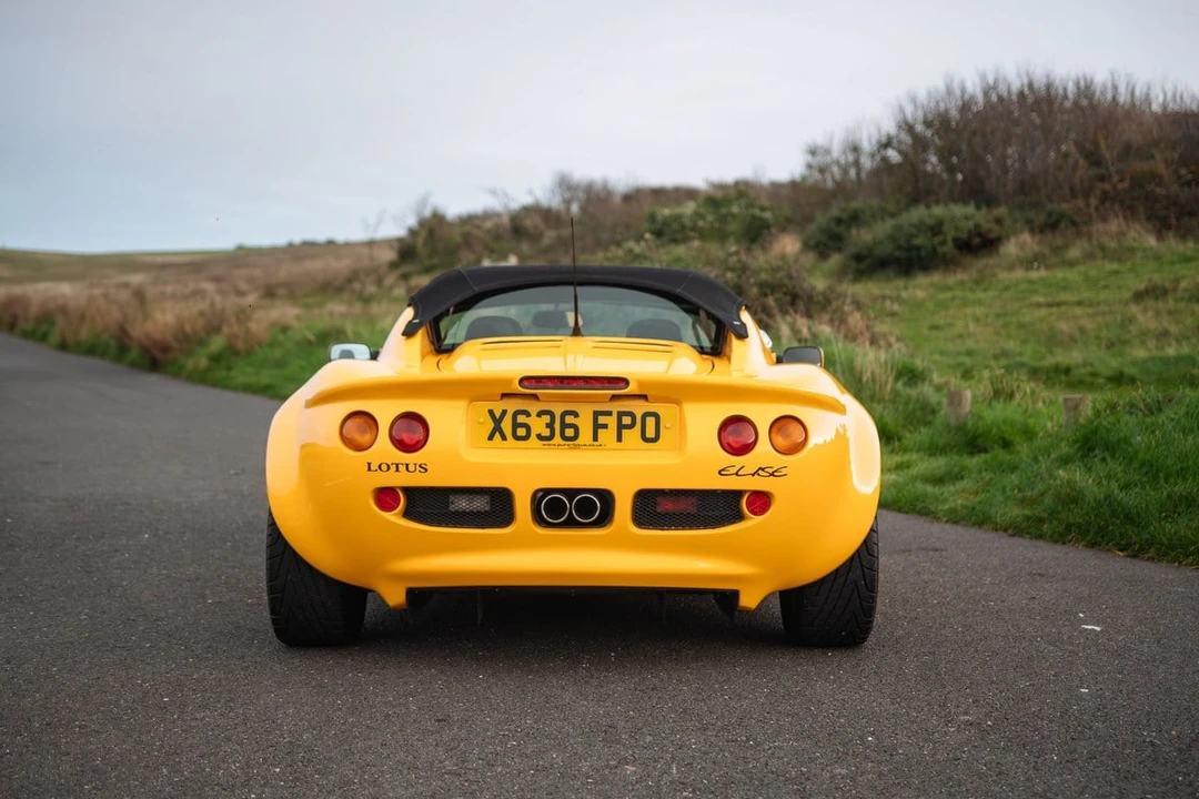 2000 Lotus Elise Series 1 - Image 11 of 30