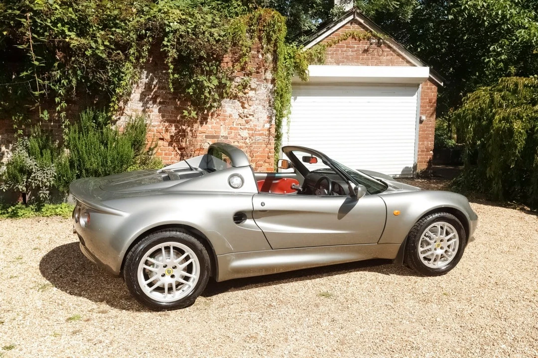 2000 Lotus Elise Series 1 - Image 13 of 30