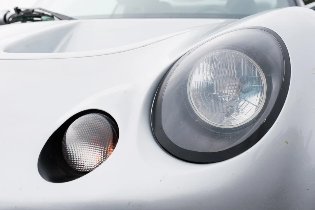 2000 Lotus Elise Series 1 - Image 26 of 31