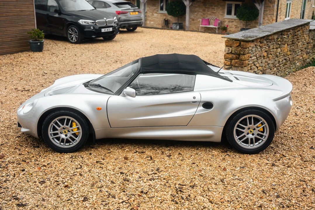 2000 Lotus Elise Series 1 - Image 4 of 31
