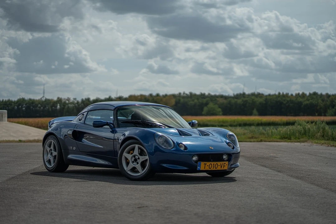 2000 Lotus Elise Series 1 - Image 2 of 30