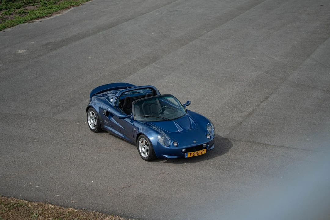 2000 Lotus Elise Series 1 - Image 25 of 30