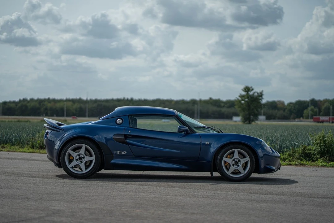 2000 Lotus Elise Series 1 - Image 4 of 30