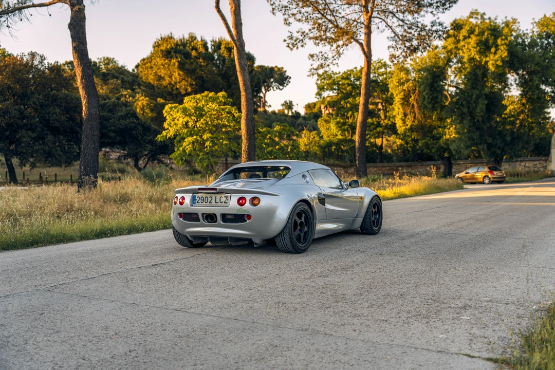 2000 Lotus Elise Series 1 - Image 5 of 31