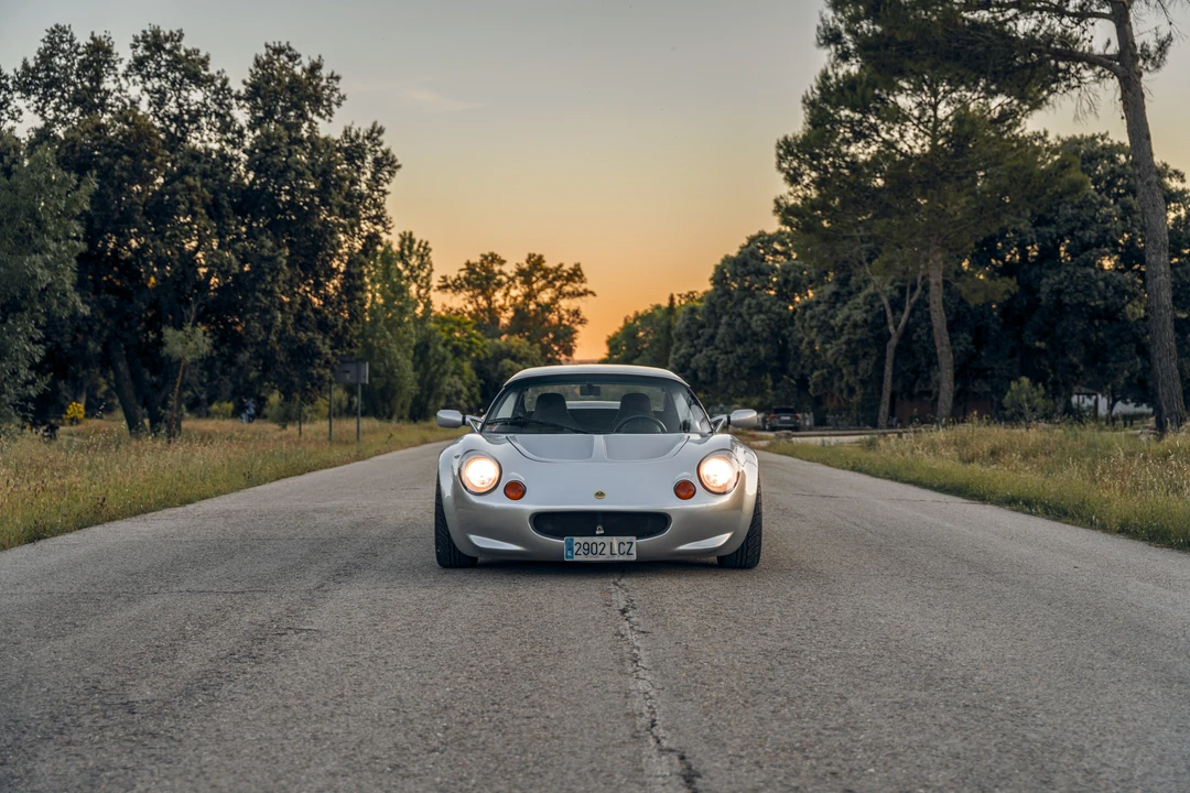 2000 Lotus Elise Series 1 - Image 2 of 31