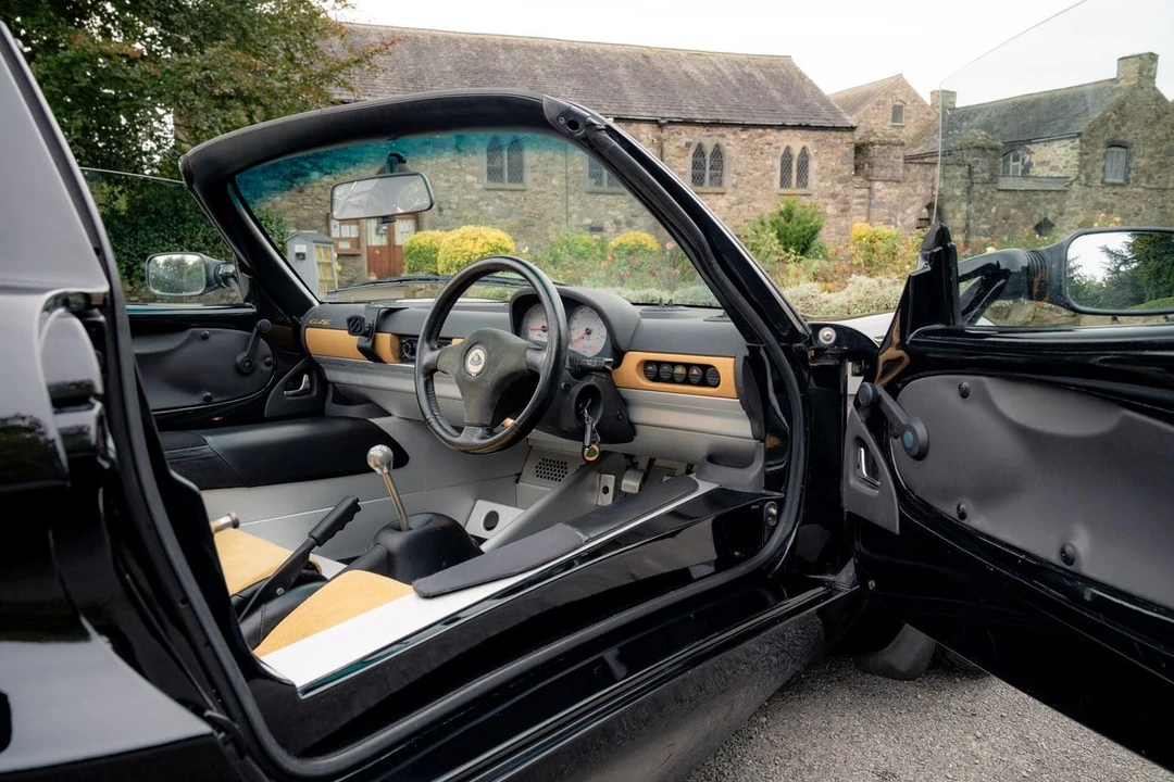2000 Lotus Elise Series 1 - Image 26 of 30
