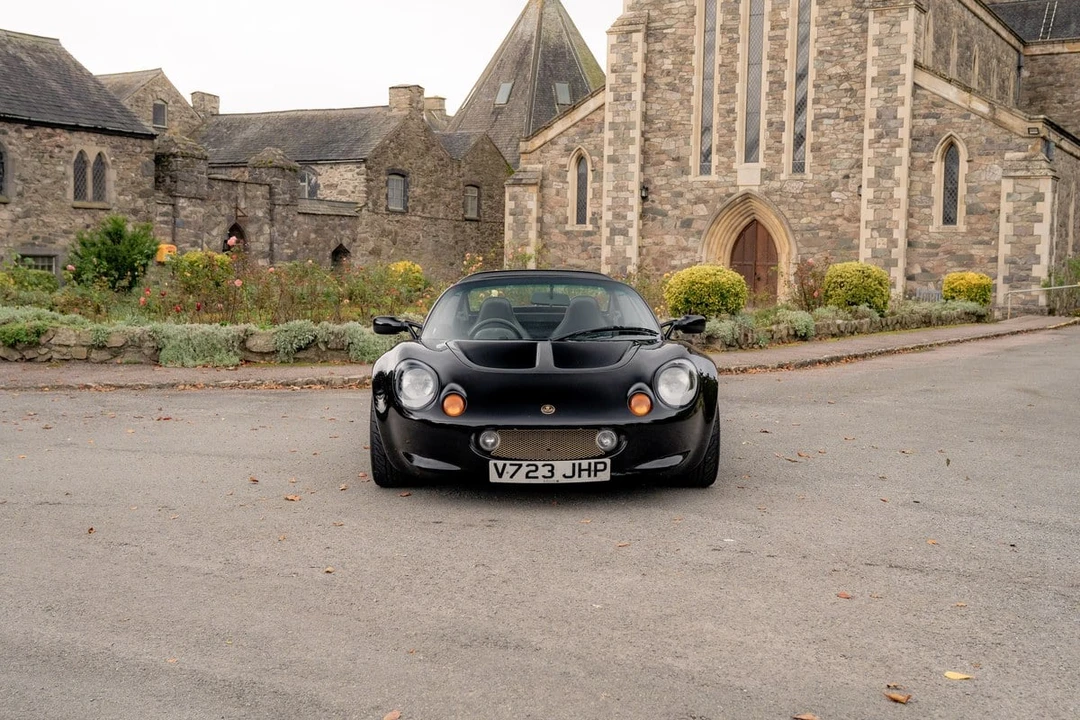 2000 Lotus Elise Series 1 - Image 2 of 30