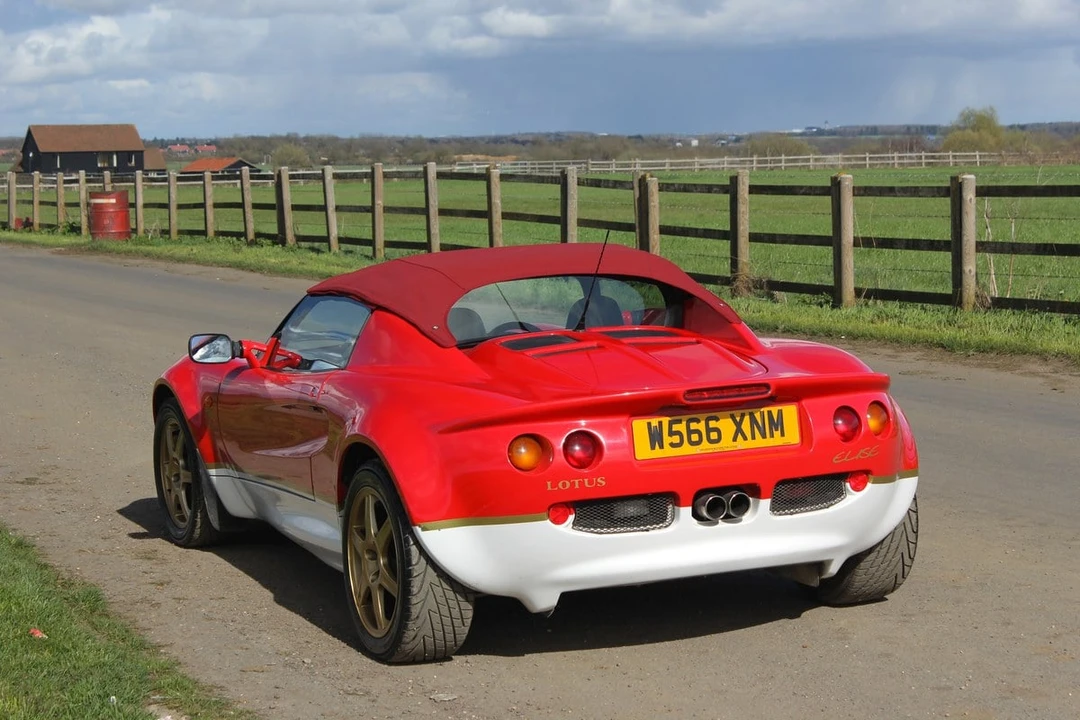 2000 Lotus Elise Series 1 - Image 25 of 30