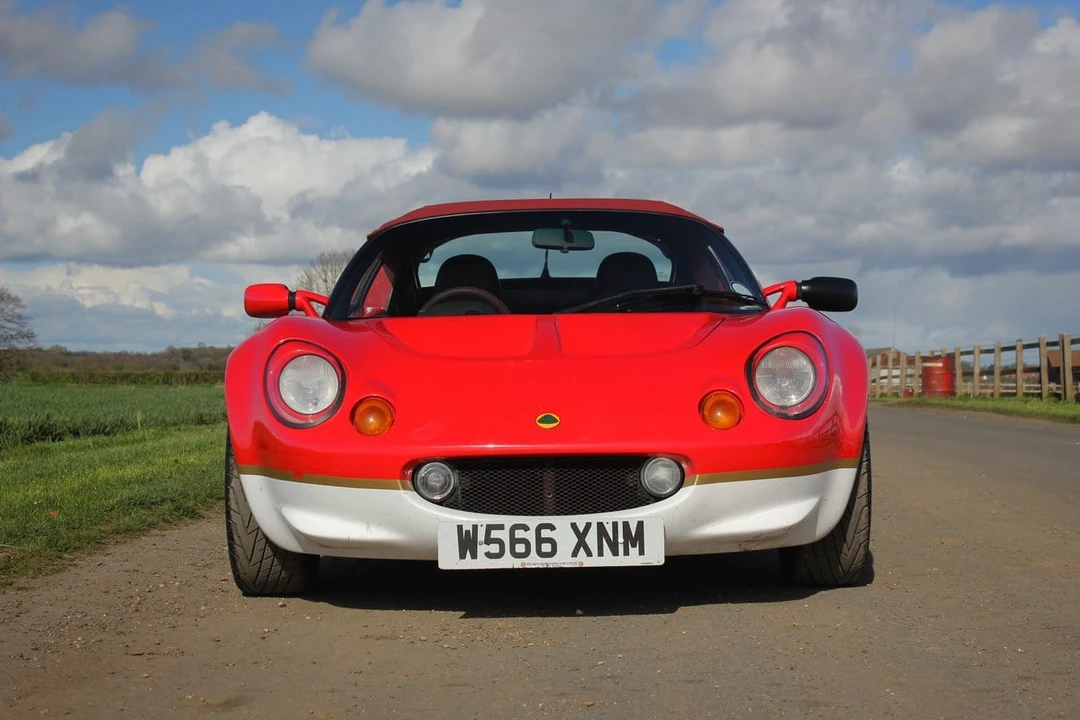 2000 Lotus Elise Series 1 - Image 16 of 30