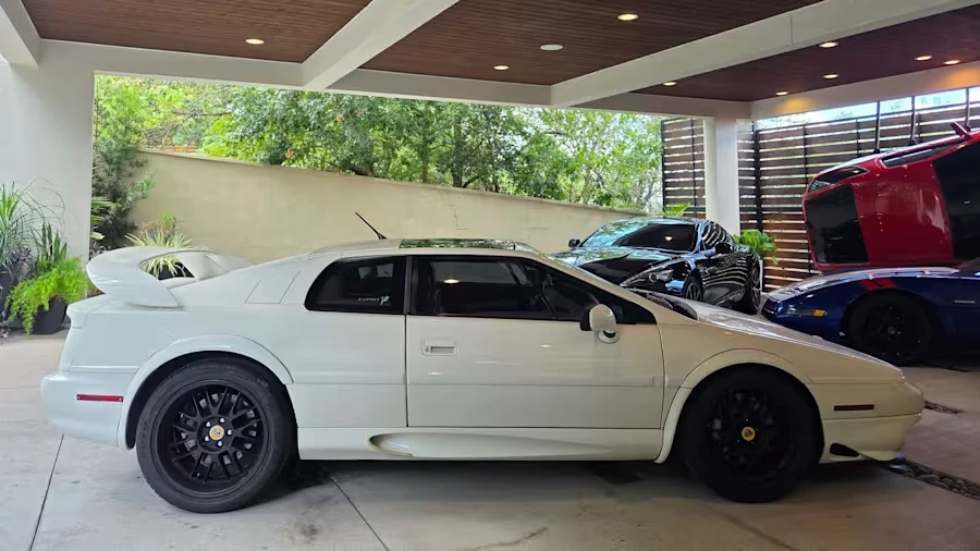 2000 Lotus Esprit Series 4 - Image 2 of 31