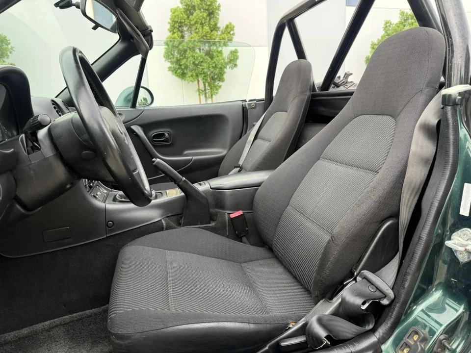 2000 Mazda NB MX-5 Miata - Image 13 of 31