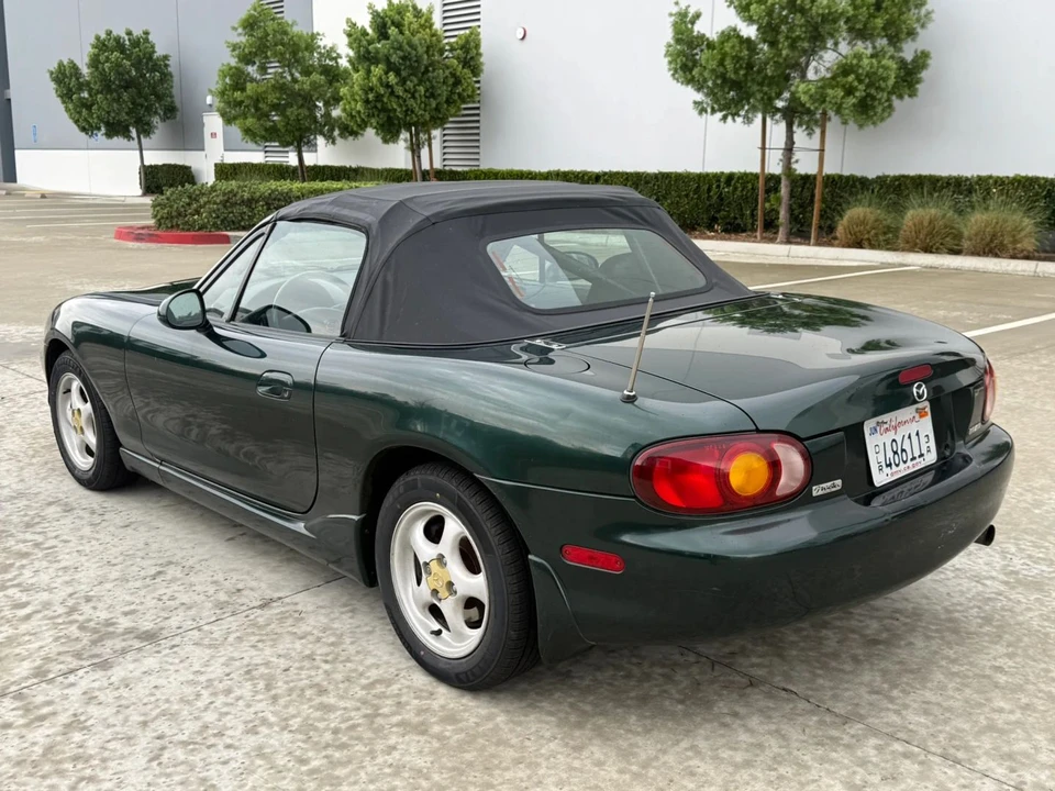 2000 Mazda NB MX-5 Miata - Image 6 of 31