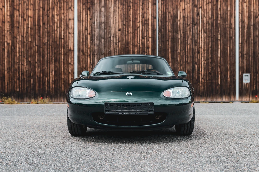 2000 Mazda NB MX-5 Miata - Image 11 of 31