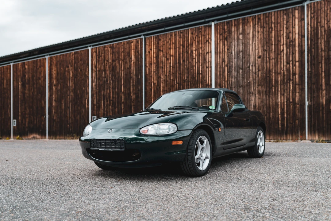 2000 Mazda NB MX-5 Miata - Image 10 of 31