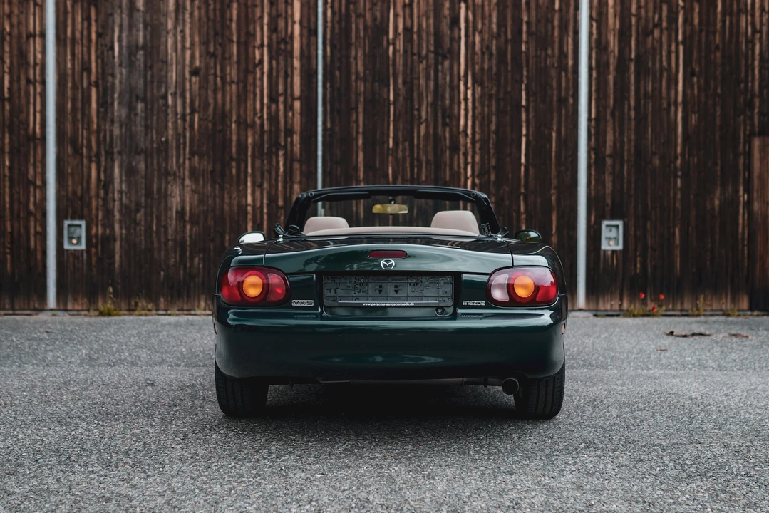 2000 Mazda NB MX-5 Miata - Image 15 of 31
