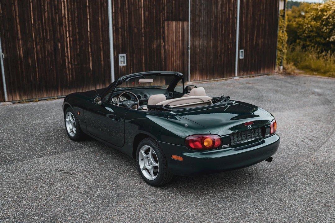 2000 Mazda NB MX-5 Miata - Image 8 of 31