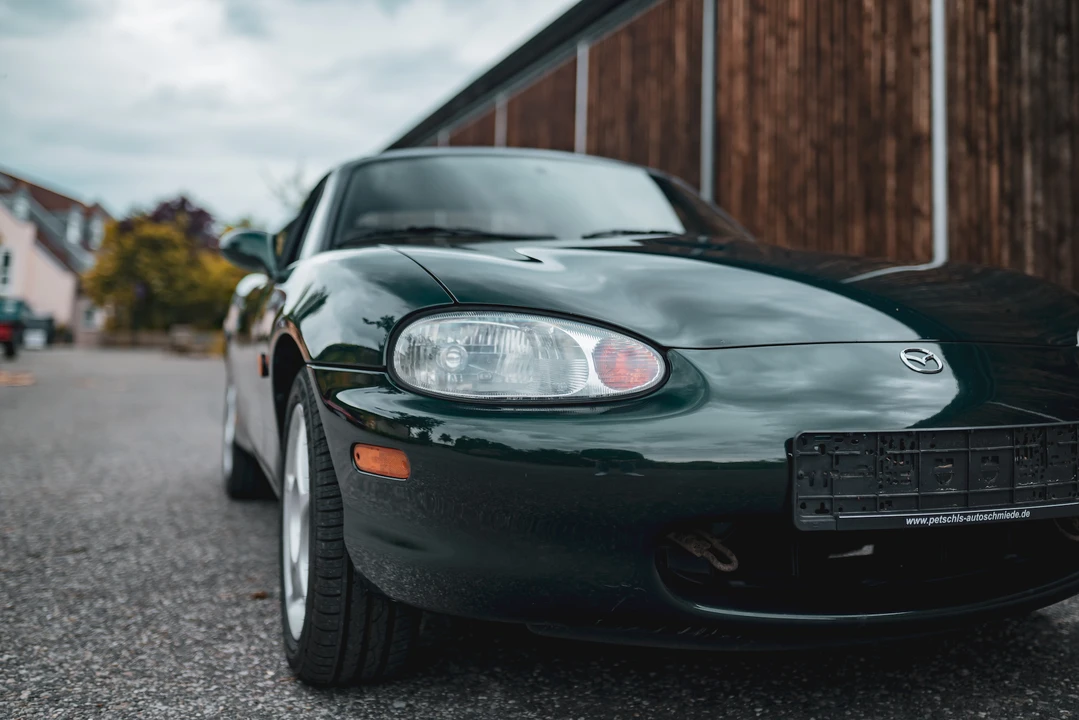 2000 Mazda NB MX-5 Miata - Image 30 of 31