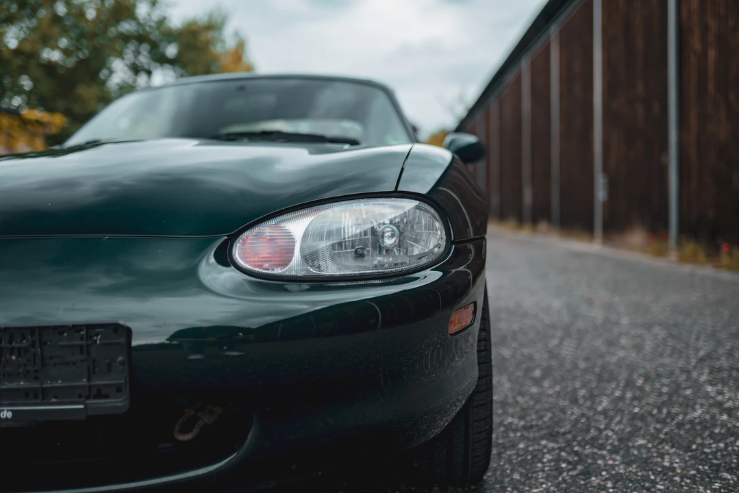 2000 Mazda NB MX-5 Miata - Image 25 of 31