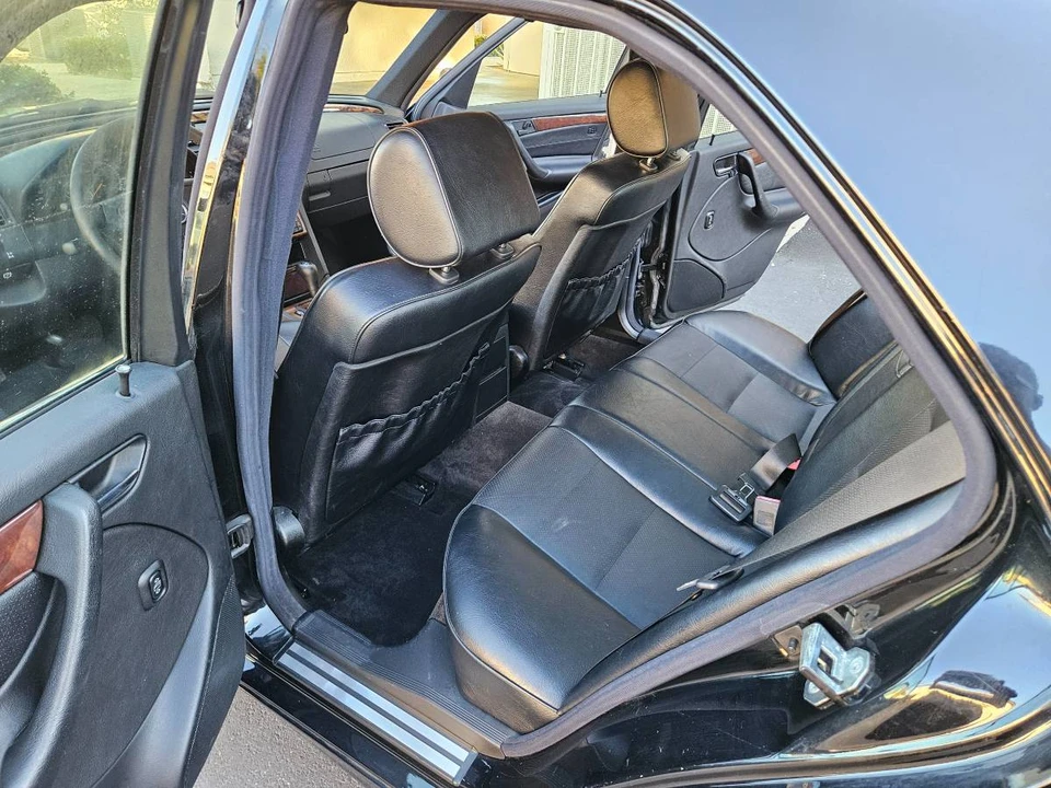 2000 Mercedes-Benz W202 C-Class - Image 9 of 12