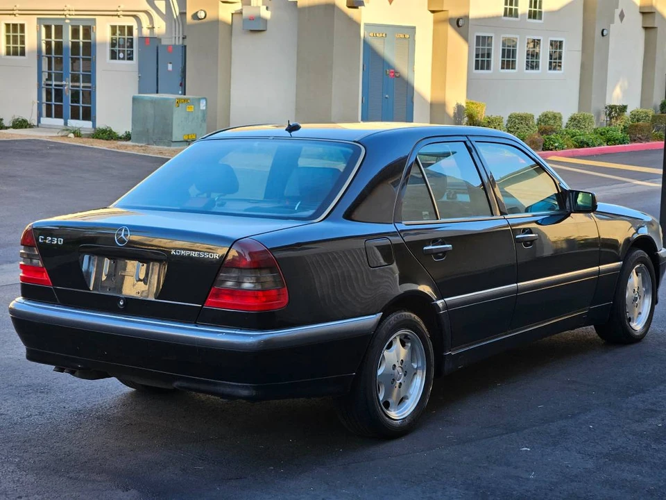 2000 Mercedes-Benz W202 C-Class - Image 5 of 12