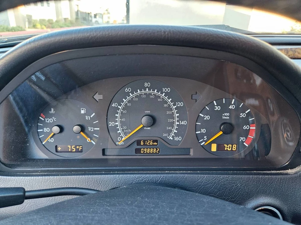 2000 Mercedes-Benz W202 C-Class - Image 11 of 12