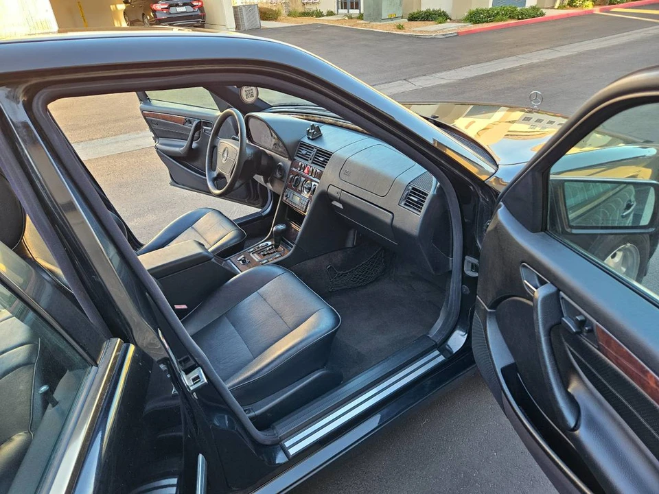 2000 Mercedes-Benz W202 C-Class - Image 7 of 12