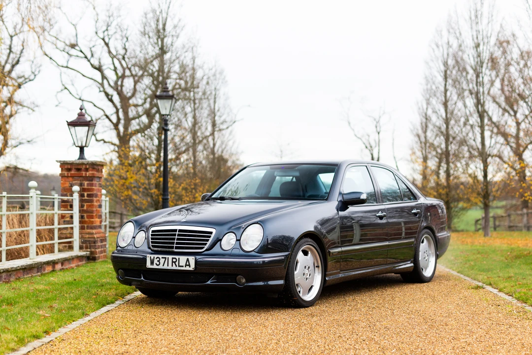 2000 Mercedes-Benz W210 E 36 & E 50 & E 55 & E 60 AMG - Image 10 of 31