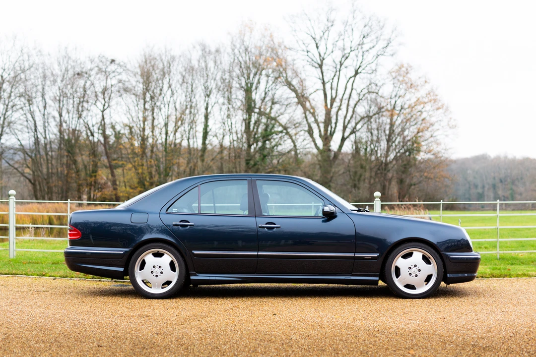 2000 Mercedes-Benz W210 E 36 & E 50 & E 55 & E 60 AMG - Image 13 of 31
