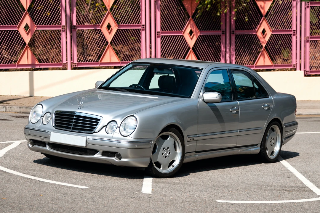 2000 Mercedes-Benz W210 E 36 & E 50 & E 55 & E 60 AMG - Image 2 of 31