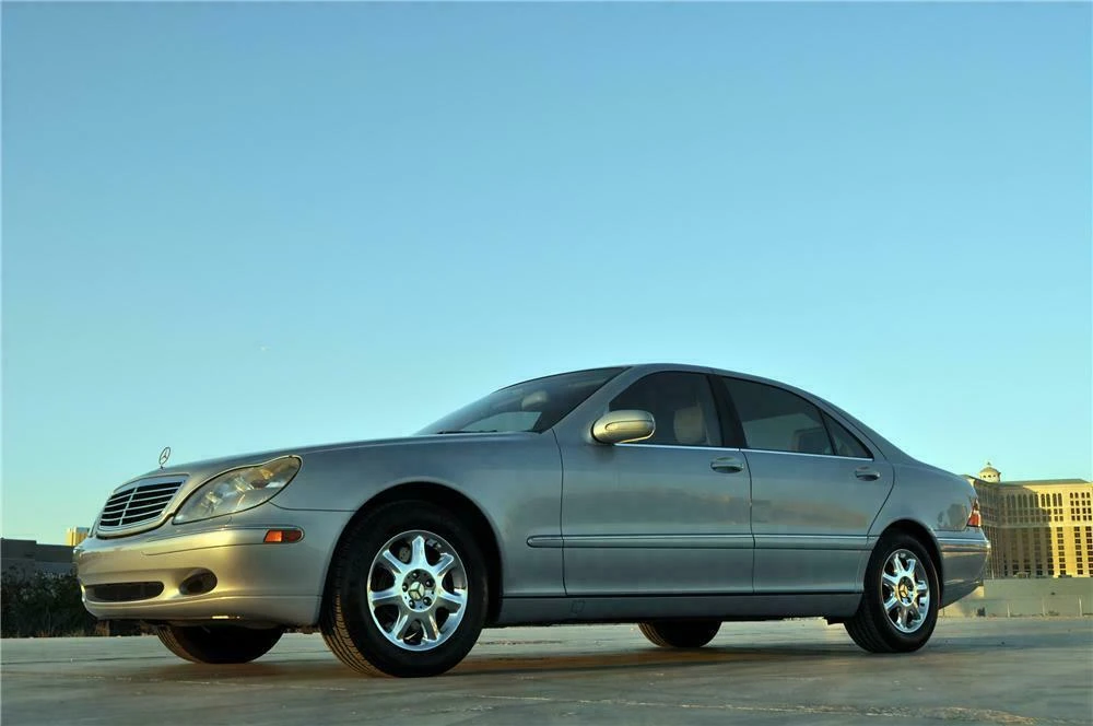 2000 Mercedes-Benz W220 S-Class - Image 2 of 5