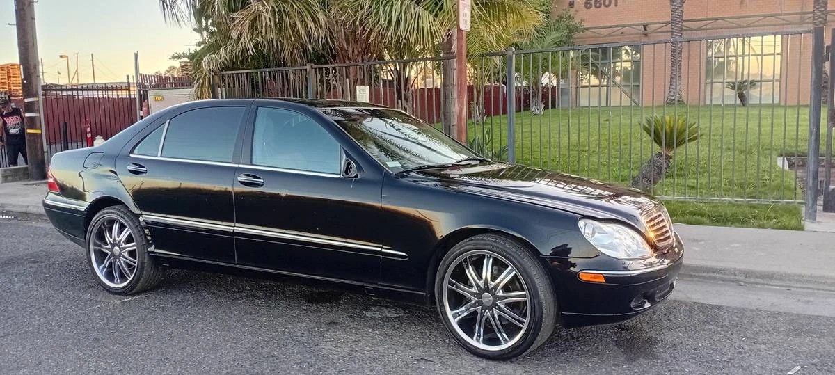 2000 Mercedes-Benz W220 S-Class - Image 4 of 9