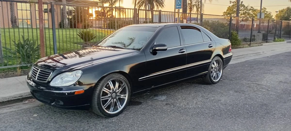 2000 Mercedes-Benz W220 S-Class - Image 2 of 9