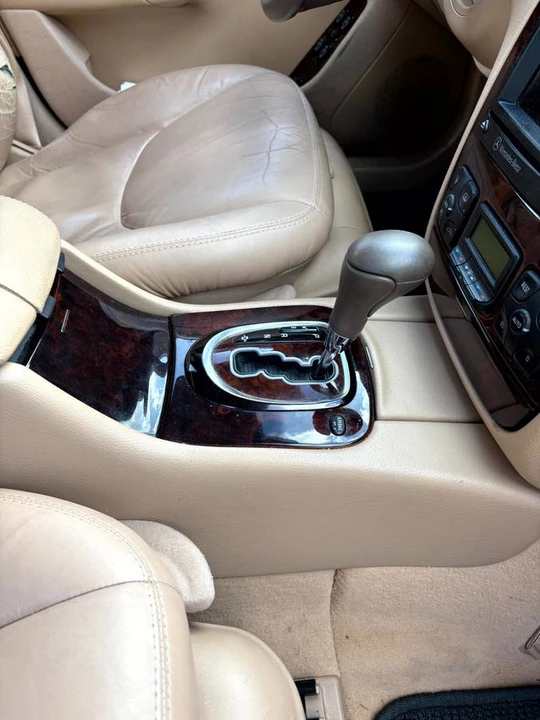 2000 Mercedes-Benz W220 S-Class - Image 12 of 24
