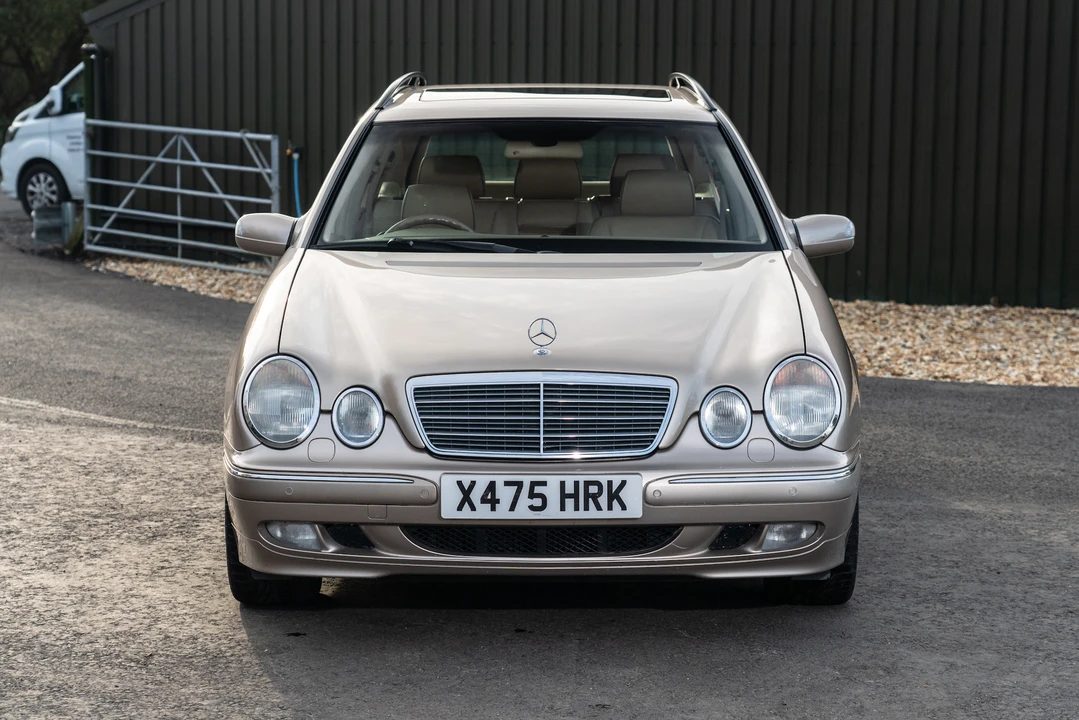 2000 Mercedes-Benz W210 E-Class - Image 4 of 31