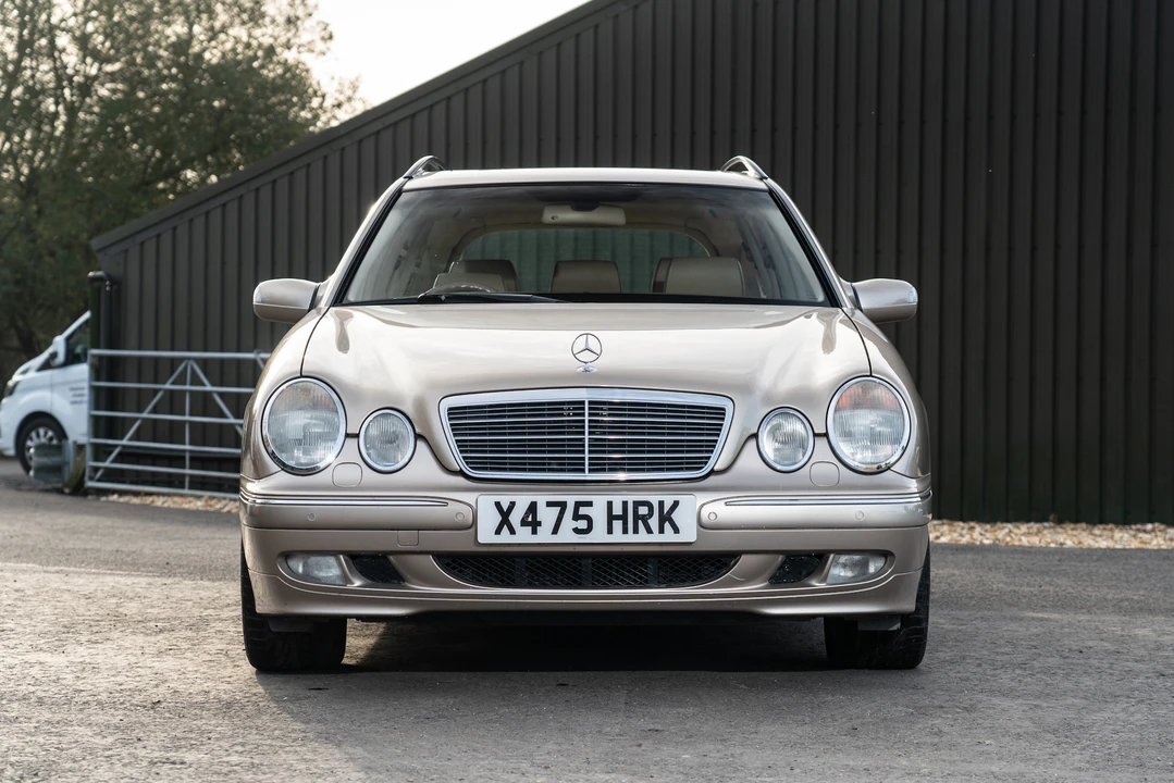2000 Mercedes-Benz W210 E-Class - Image 5 of 31