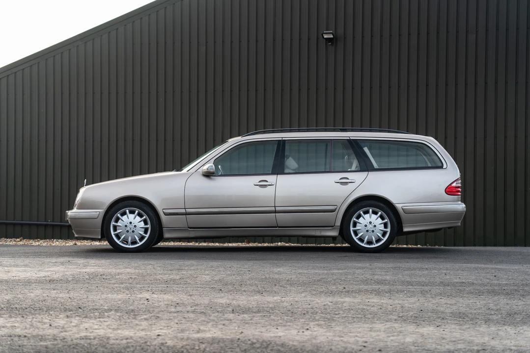 2000 Mercedes-Benz W210 E-Class - Image 23 of 31