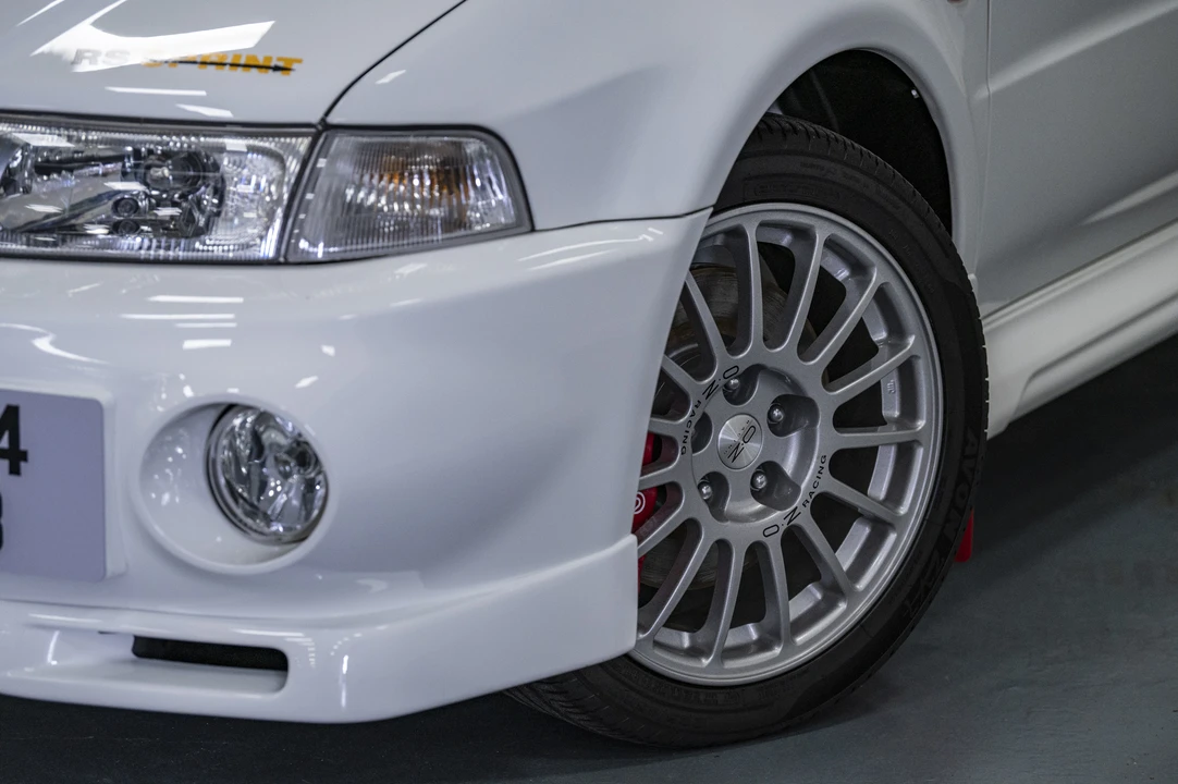 2000 Mitsubishi Lancer Evolution VI 6th Gen - Image 27 of 31