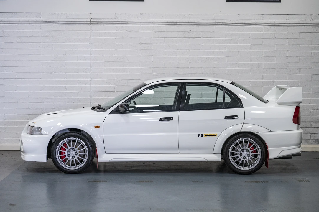 2000 Mitsubishi Lancer Evolution VI 6th Gen - Image 5 of 31
