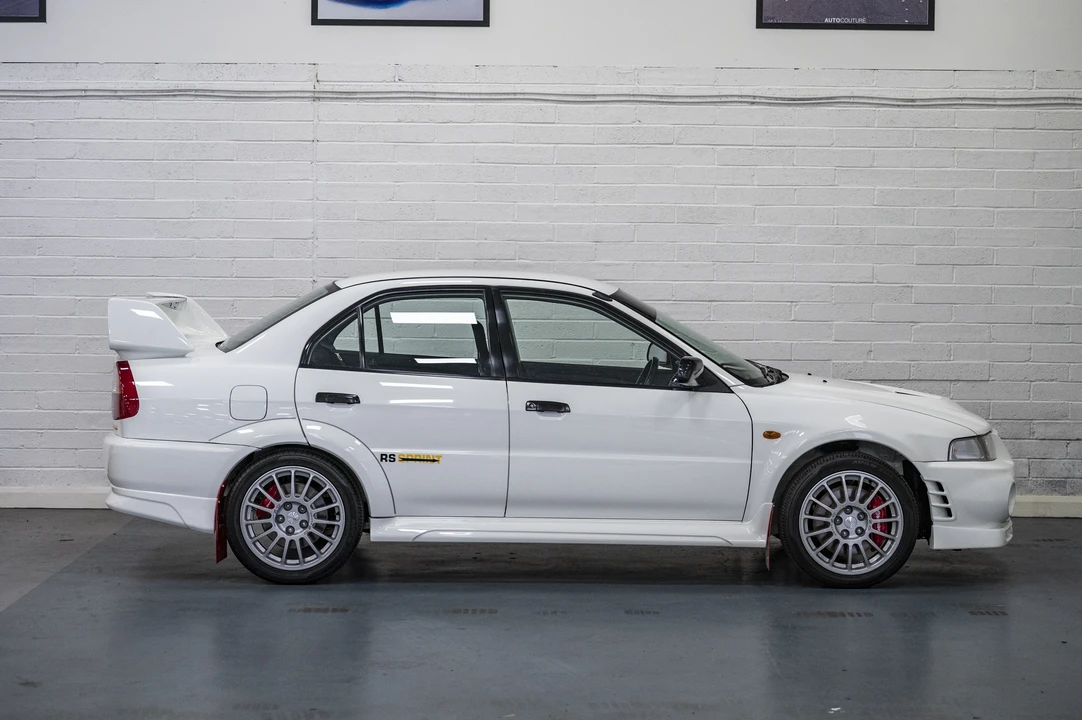 2000 Mitsubishi Lancer Evolution VI 6th Gen - Image 17 of 31