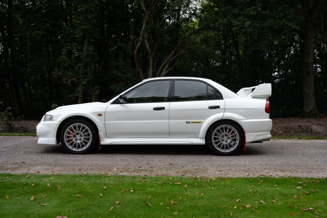 2000 Mitsubishi Lancer Evolution VI 6th Gen - Image 5 of 31
