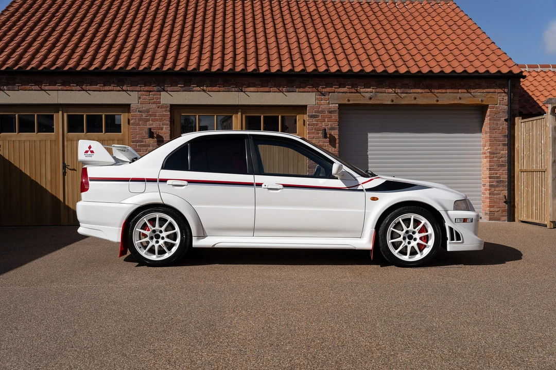 2000 Mitsubishi Lancer Evolution VI 6th Gen - Image 9 of 31