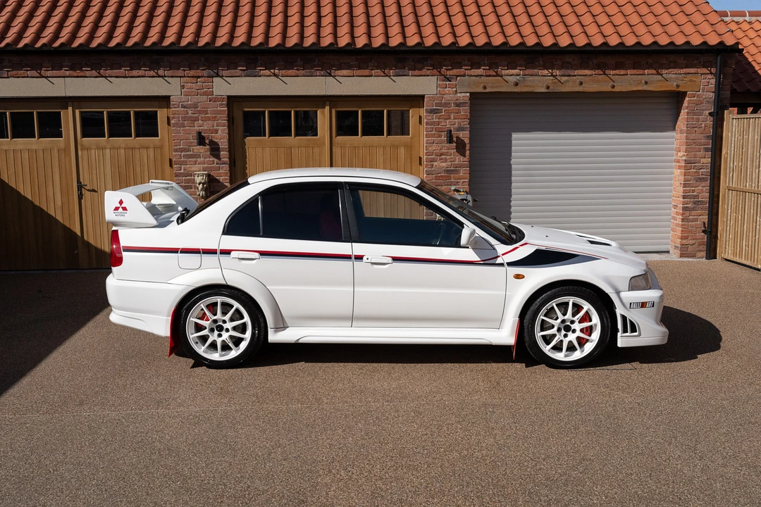 2000 Mitsubishi Lancer Evolution VI 6th Gen - Image 17 of 31