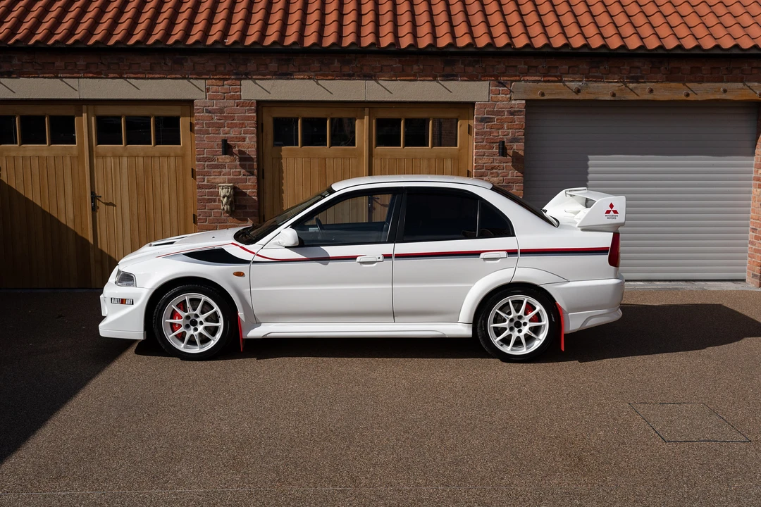 2000 Mitsubishi Lancer Evolution VI 6th Gen - Image 13 of 31