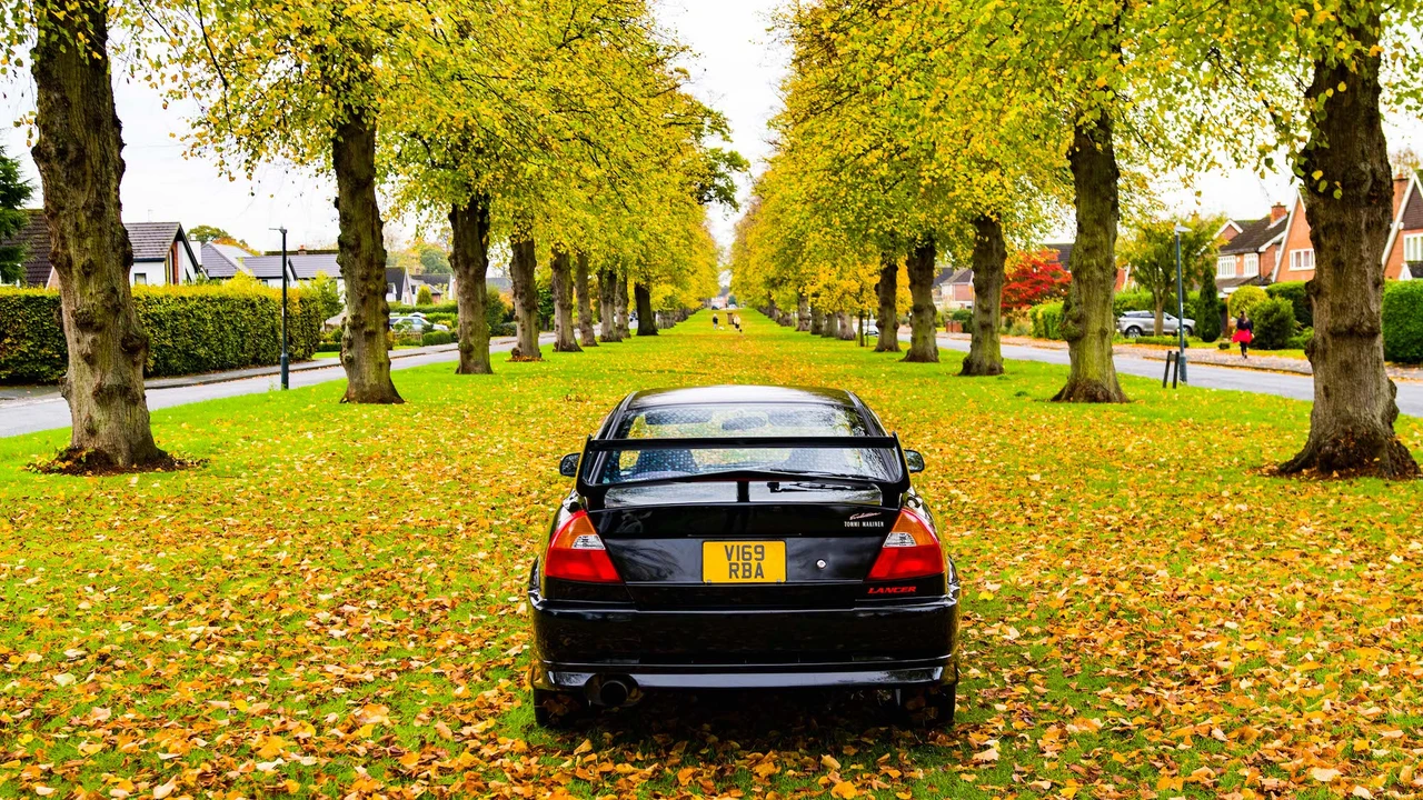 2000 Mitsubishi Lancer Evolution VI 6th Gen - Image 23 of 31