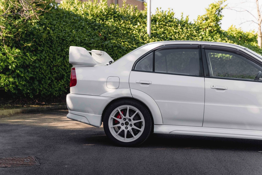 2000 Mitsubishi Lancer Evolution VI 6th Gen - Image 29 of 31