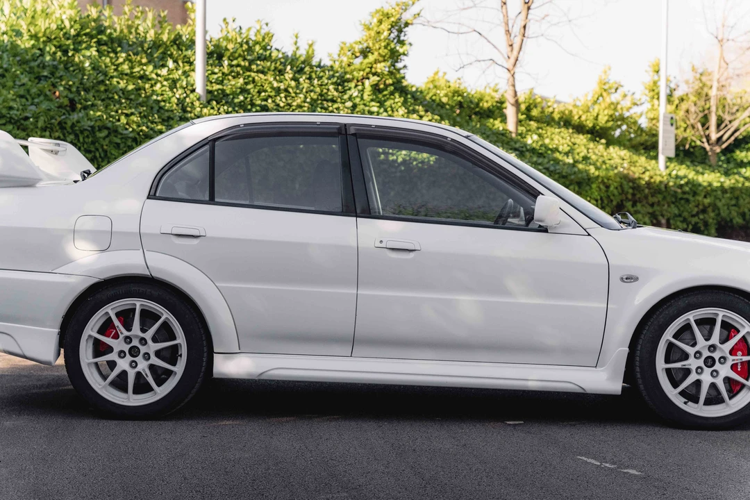 2000 Mitsubishi Lancer Evolution VI 6th Gen - Image 30 of 31