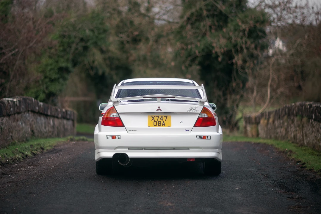 2000 Mitsubishi Lancer Evolution VI 6th Gen - Image 13 of 31