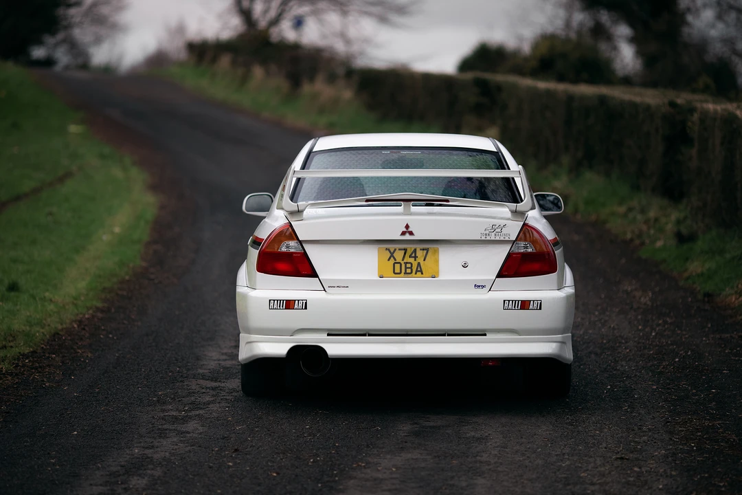 2000 Mitsubishi Lancer Evolution VI 6th Gen - Image 14 of 31